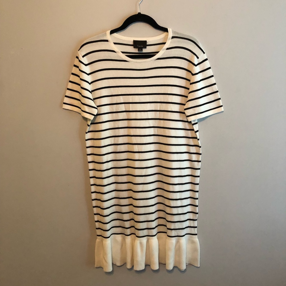 Lumiere Stripped Short Sleeves Sweater Dress